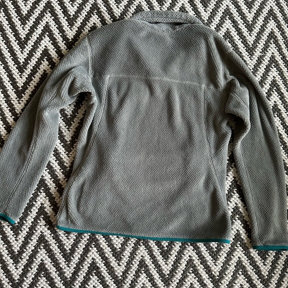 Patagonia Re-Tool T-Snap Pullover Fleece Jacket Light Gray/Blue Medium - Picture 4 of 4